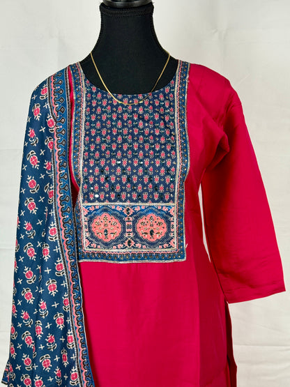 Kurti Set